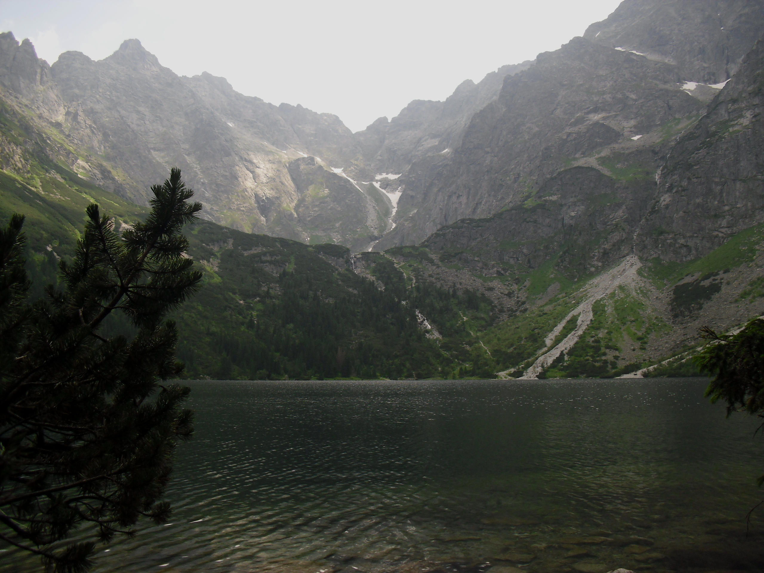 Widok na Morskie Oko w Tatrach